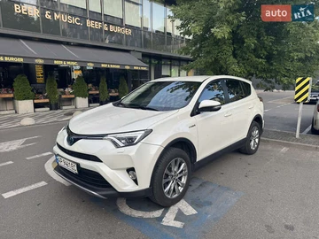 Авто Toyota Rav4 2018 № 7853211