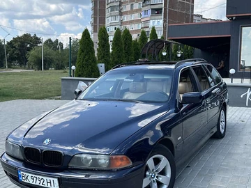 Авто BMW 5 Series 2000 № 7853300