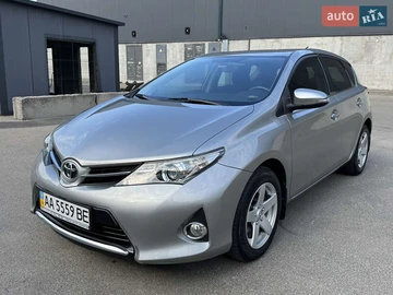 Авто Toyota Auris 2012 № 7853412