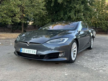 Авто Tesla Model S 2017 № 7853457