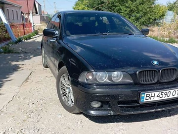 Авто BMW 5 Series 2002 № 7853590
