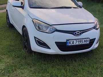 Авто Hyundai I20 2013 № 7853672
