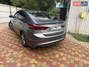 Авто Hyundai Elantra 2018 № 7853714