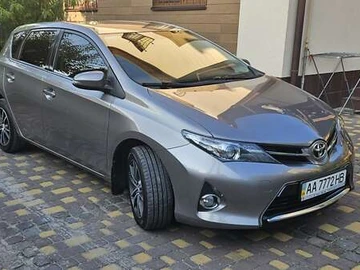 Авто Toyota Auris 2013 № 7853763