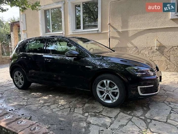 Авто Volkswagen E-Golf 2018 № 7853767