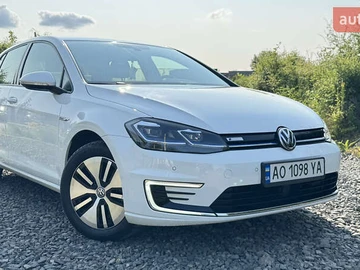 Авто Volkswagen E-Golf 2020 № 7853942