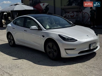 Авто Tesla Model 3 2023 № 7854031