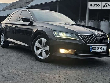 Авто Skoda Superb 2018 № 7854050