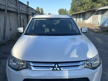Авто Mitsubishi Outlander 2014 № 7854262