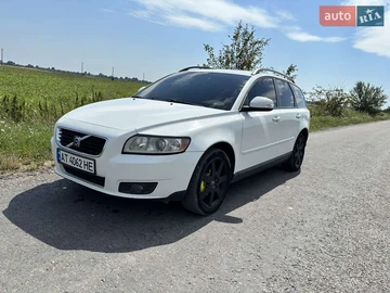 Авто Volvo V50 2009 № 7854331