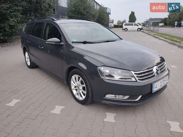 Авто Volkswagen Passat 2011 № 7854351