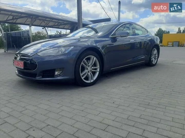 Авто Tesla Model S 2013 № 7854702