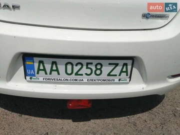 Авто Nissan Leaf 2017 № 7854714