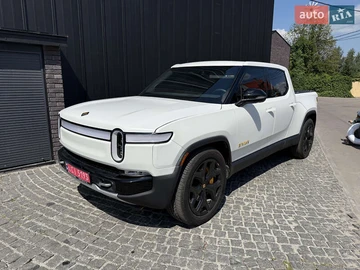 Авто Rivian R1T 2022 № 7855083