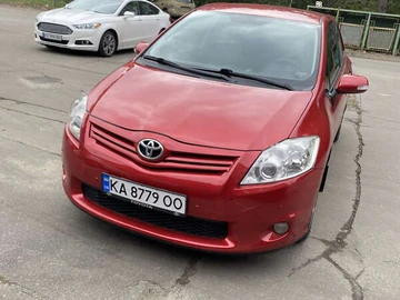 Авто Toyota Auris 2011 № 7855275