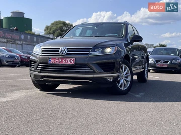 Авто Volkswagen Touareg 2015 № 7855354