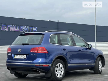 Авто Volkswagen Touareg 2015 № 7855362
