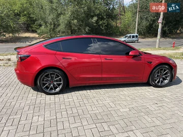 Авто Tesla Model 3 2022 № 7855382