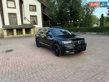Авто Volkswagen Tiguan 2021 № 7855399