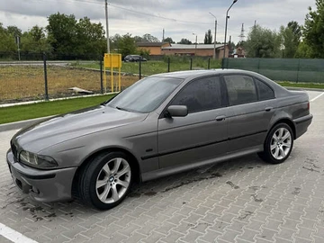 Авто BMW 5 Series 1999 № 7855498