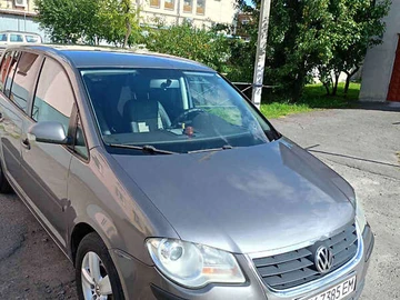 Авто Volkswagen Touran 2007 № 7855585