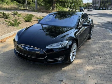 Авто Tesla Model S 2015 № 7855750