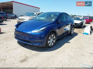 Авто Tesla Model Y 2023 № 7855772