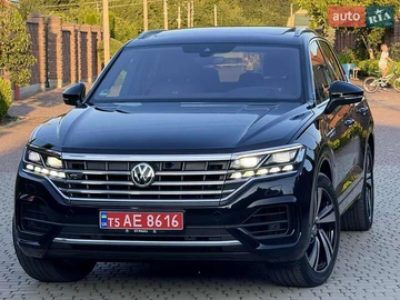 Авто Volkswagen Touareg 2020 № 7855845