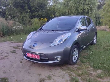 Авто Nissan Leaf 2013 № 7856000