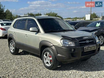 Авто Hyundai Tucson 2005 № 7856004