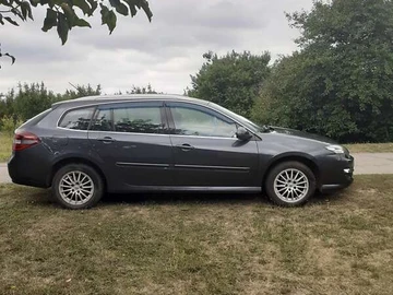 Авто Renault Laguna 2012 № 7856029