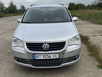 Авто Volkswagen Touran 2007 № 7856044