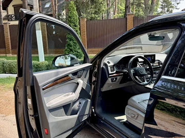Авто Audi Q5 2020 № 7856234