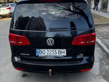 Авто Volkswagen Touran 2012 № 7856312