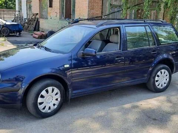 Авто Volkswagen Golf 2003 № 7856329