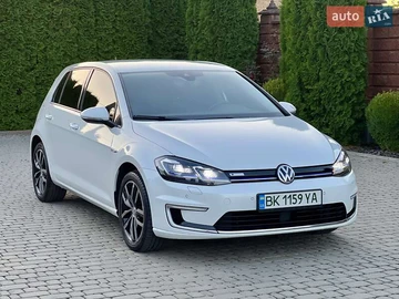 Авто Volkswagen E-Golf 2018 № 7856426