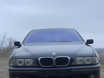 Авто BMW 5 Series 2003 № 7856477