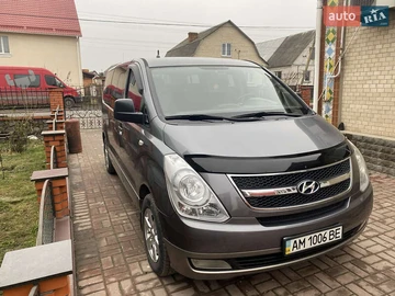 Авто Hyundai H-1 2011 № 7856496