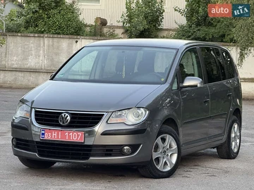 Авто Volkswagen Touran 2008 № 7856563