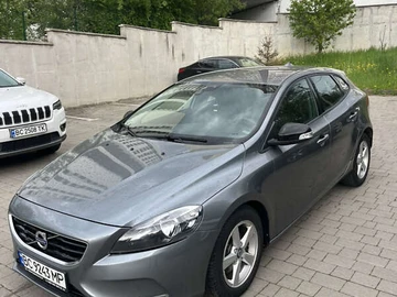 Авто Volvo V40 2015 № 7856570