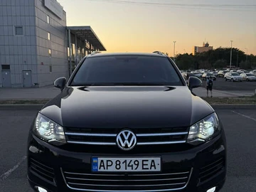 Авто Volkswagen Touareg 2014 № 7856609