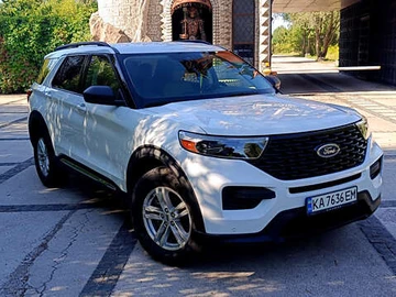 Авто Ford Explorer 2019 № 7856806