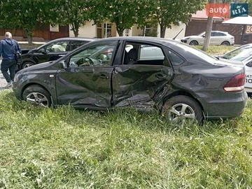 Авто Volkswagen Polo 2018 № 7856837