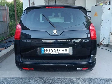 Авто Peugeot 5008 2010 № 7856897