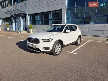 Авто Volvo Xc40 2018 № 7857067
