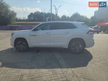 Авто Volkswagen Atlas Cross Sport 2020 № 7857081