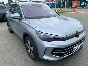 Авто Volkswagen Tiguan 2024 № 7857118