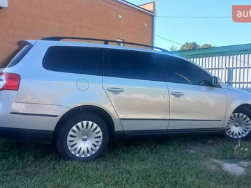 Авто Volkswagen Passat 2010 № 7857290