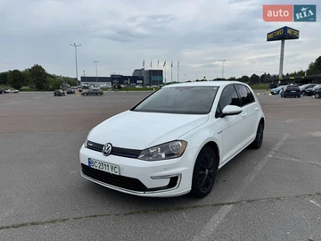 Авто Volkswagen E-Golf 2015 № 7857340