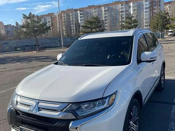 Авто Mitsubishi Outlander 2017 № 7857529